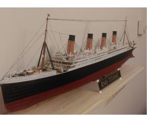 maqueta buque titanic revell